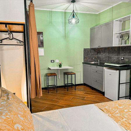 The Quarters Naples Apartments Exterior photo